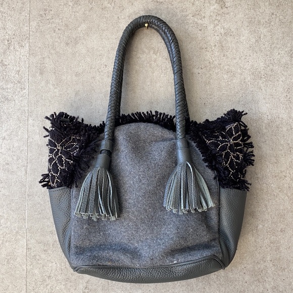 Antropologie ibBan Handbag/ CrossBody - Picture 2 of 6